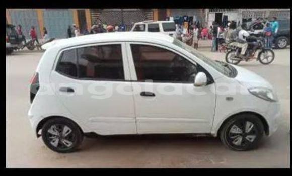 Comprar Usado Hyundai Starex (H-1) Branco Carro em Luanda em Luanda Province Comprar Usado Hyundai Starex (H-1) Branco Carro em Luanda em Luanda Province
