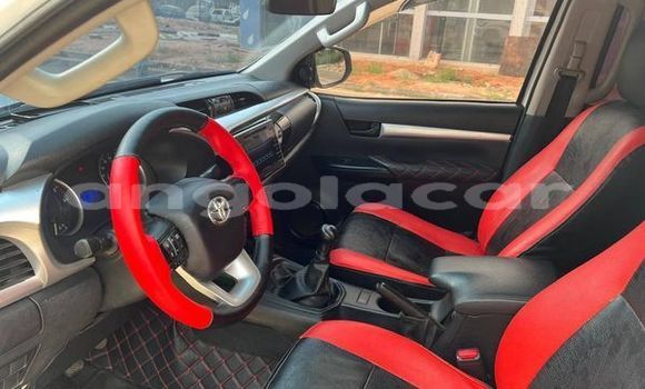 Comprar Usado Toyota Hilux Outro Carro em Luanda em Luanda Province Comprar Usado Toyota Hilux Outro Carro em Luanda em Luanda Province