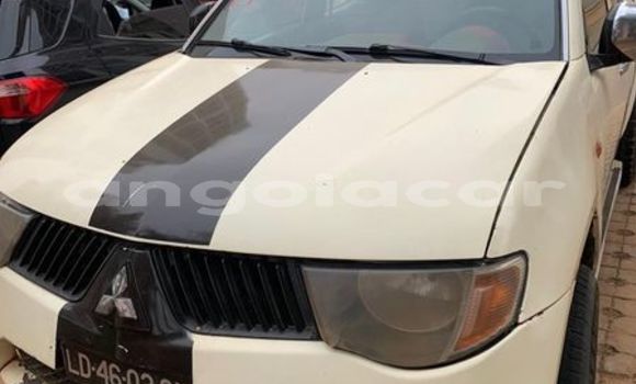 Buy Used Mitsubishi L200 Other Car in Luanda in Luanda Province Buy Used Mitsubishi L200 Other Car in Luanda in Luanda Province