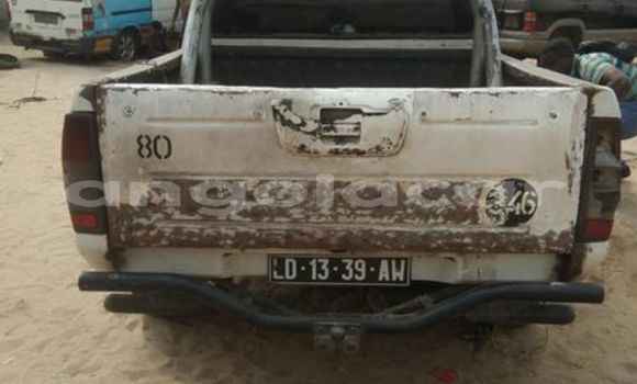 Comprar Usado Nissan Hardbody Outro Carro em Luanda em Luanda Province Comprar Usado Nissan Hardbody Outro Carro em Luanda em Luanda Province