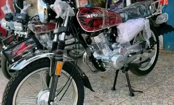 Comprar Usado Bajaj Qute Vermelho Carro em Luanda em Luanda Province Comprar Usado Bajaj Qute Vermelho Carro em Luanda em Luanda Province