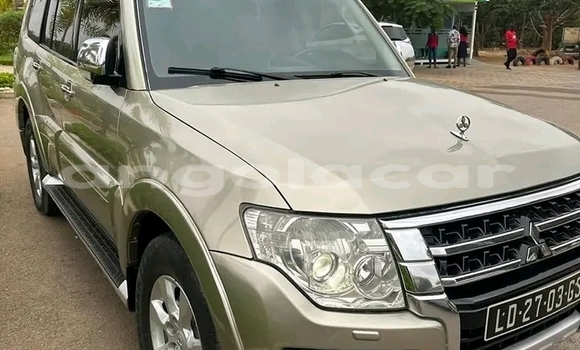 Buy Used Mitsubishi Pajero Other Car in Luanda in Luanda Province Buy Used Mitsubishi Pajero Other Car in Luanda in Luanda Province