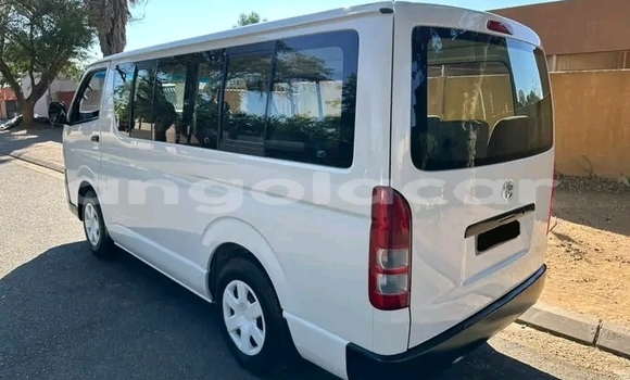 Acheter Occasion Voiture Toyota Hiace Blanc à Luanda, Province de Luanda Acheter Occasion Voiture Toyota Hiace Blanc à Luanda, Province de Luanda