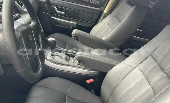 Buy Used Land Rover Range Rover Black Car in Luanda in Luanda Province Buy Used Land Rover Range Rover Black Car in Luanda in Luanda Province