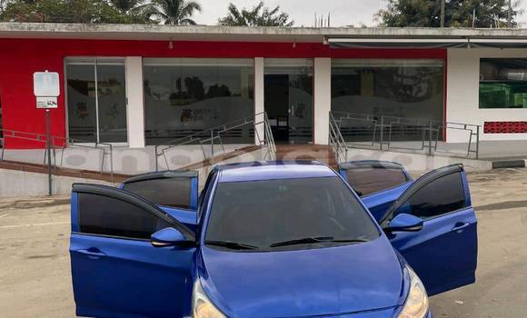 Acheter Occasion Voiture Hyundai Accent Bleu à Caluquembe, Huila Acheter Occasion Voiture Hyundai Accent Bleu à Caluquembe, Huila