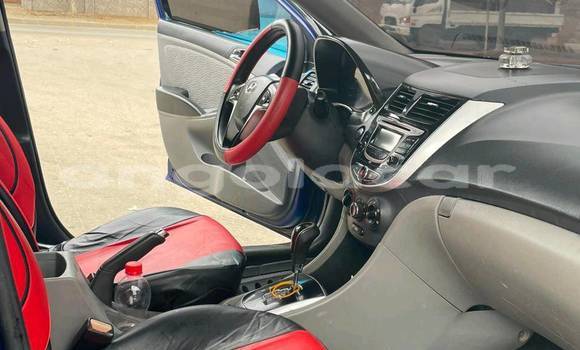 Comprar Usado Hyundai Accent Azul Carro em Caluquembe em Huila Comprar Usado Hyundai Accent Azul Carro em Caluquembe em Huila