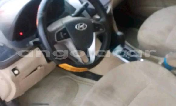 Comprar Usado Hyundai Accent Preto Carro em Caconda em Huila Comprar Usado Hyundai Accent Preto Carro em Caconda em Huila