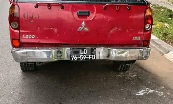 Comprar Usado Mitsubishi L200 Azul Carro em Cazaje em Moxico Comprar Usado Mitsubishi L200 Azul Carro em Cazaje em Moxico