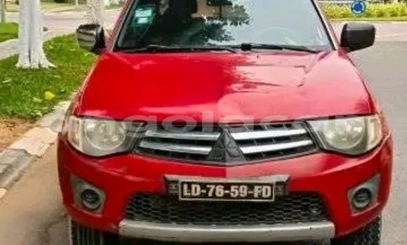 Comprar Usado Mitsubishi L200 Azul Carro em Cazaje em Moxico Comprar Usado Mitsubishi L200 Azul Carro em Cazaje em Moxico
