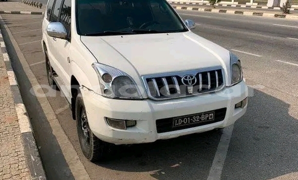 Buy Used Toyota Prado White Car in Luanda in Luanda Province Buy Used Toyota Prado White Car in Luanda in Luanda Province
