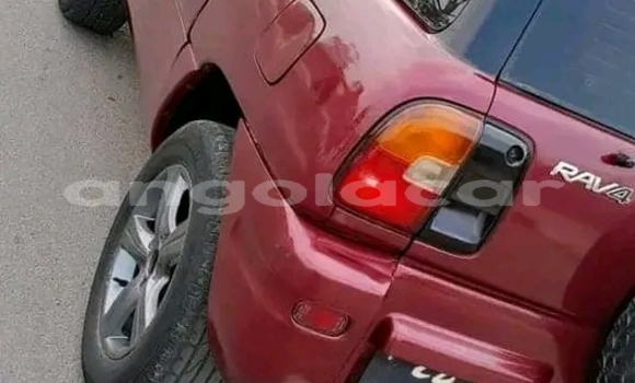 Comprar Usado Toyota RAV4 Marrom Carro em Catabola em Bie