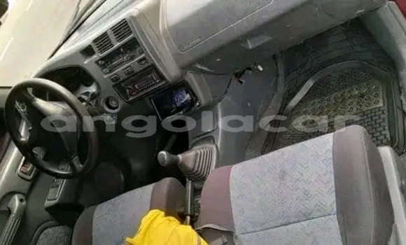 Comprar Usado Toyota RAV4 Marrom Carro em Catabola em Bie Comprar Usado Toyota RAV4 Marrom Carro em Catabola em Bie