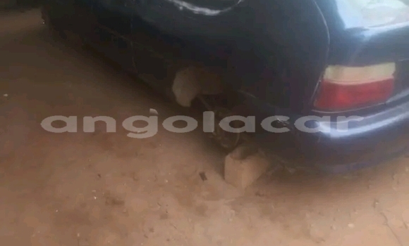 Buy Used Toyota Runx Other Car in Import - Dubai in Bengo Province Buy Used Toyota Runx Other Car in Import - Dubai in Bengo Province