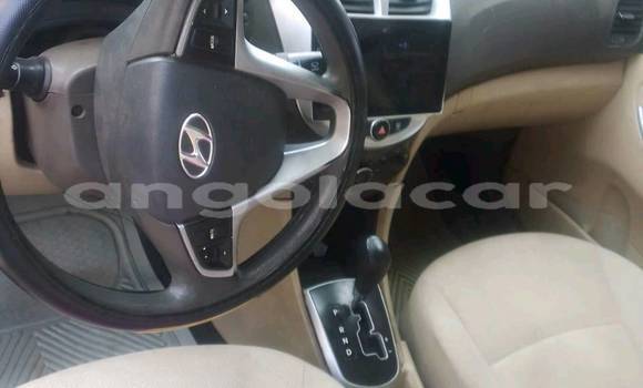 Comprar Usado Hyundai Accent Preto Carro em Caconda em Huila Comprar Usado Hyundai Accent Preto Carro em Caconda em Huila