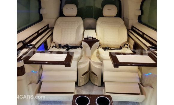 Buy Import Mercedes-Benz 250 Black Car in Import - Dubai in Bengo Province Buy Import Mercedes-Benz 250 Black Car in Import - Dubai in Bengo Province