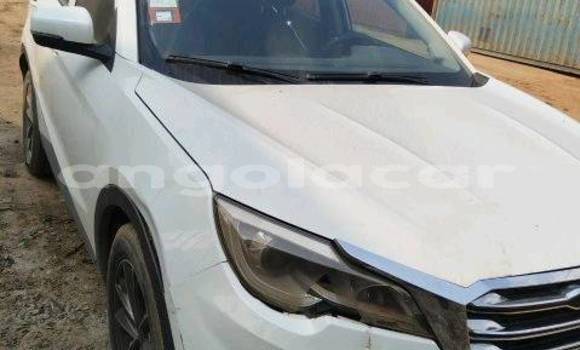 Comprar Usado Toyota Camry (Japan) Branco Carro em Caconda em Huila Comprar Usado Toyota Camry (Japan) Branco Carro em Caconda em Huila