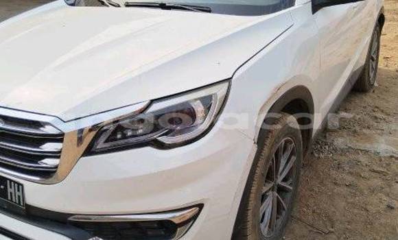 Comprar Usado Toyota Camry (Japan) Branco Carro em Caconda em Huila Comprar Usado Toyota Camry (Japan) Branco Carro em Caconda em Huila