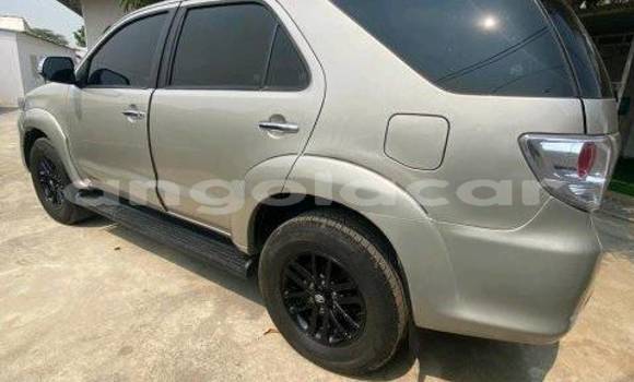 Comprar Usado Toyota Fortuner Outro Carro em Caluquembe em Huila Comprar Usado Toyota Fortuner Outro Carro em Caluquembe em Huila