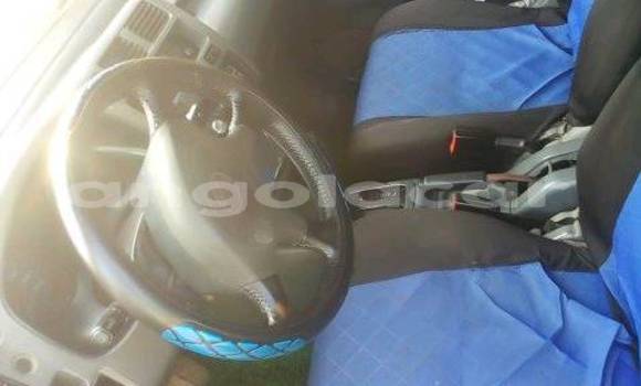 Comprar Usado Toyota RAV4 Azul Carro em Cabinda em Cabinda Comprar Usado Toyota RAV4 Azul Carro em Cabinda em Cabinda