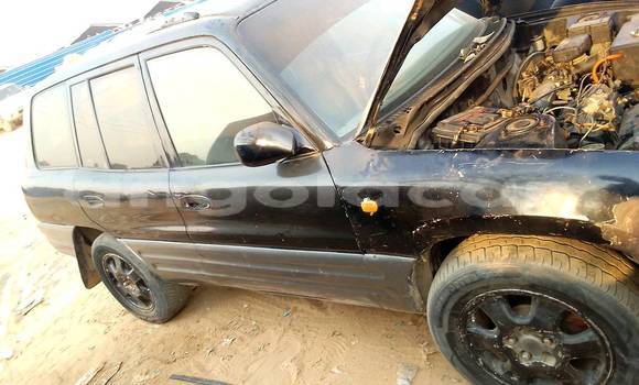 Buy Used Toyota RAV4 Black Car in Caluquembe in Huila Buy Used Toyota RAV4 Black Car in Caluquembe in Huila