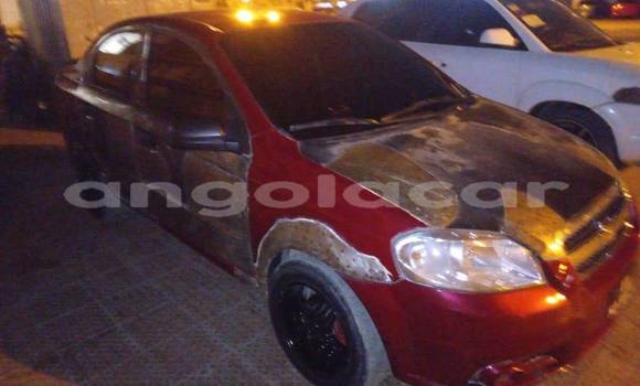 Comprar Usado Chevrolet Aveo Vermelho Carro em Caluquembe em Huila Comprar Usado Chevrolet Aveo Vermelho Carro em Caluquembe em Huila
