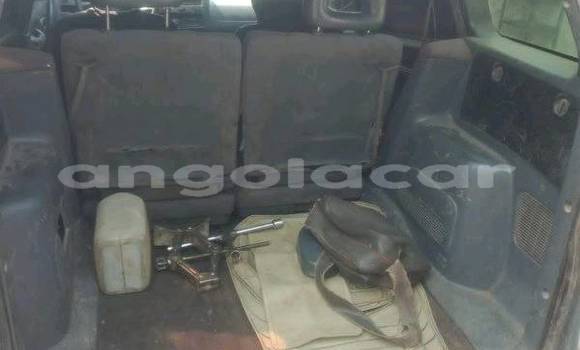 Comprar Usado Toyota RAV4 Outro Carro em Caluquembe em Huila Comprar Usado Toyota RAV4 Outro Carro em Caluquembe em Huila