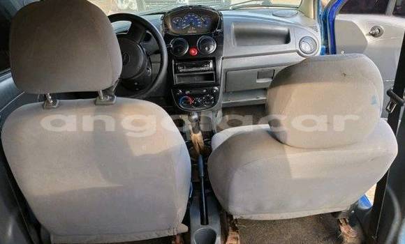 Comprar Usado Chevlolet Spin Azul Carro em Caluquembe em Huila Comprar Usado Chevlolet Spin Azul Carro em Caluquembe em Huila