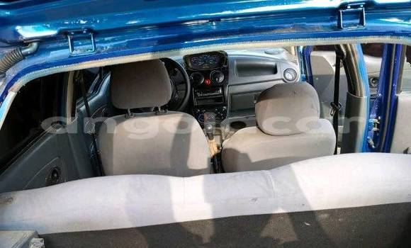 Comprar Usado Chevlolet Spin Azul Carro em Caluquembe em Huila Comprar Usado Chevlolet Spin Azul Carro em Caluquembe em Huila