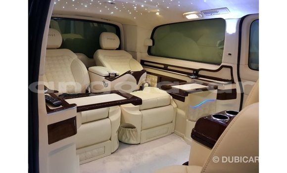 Buy Import Mercedes-Benz 250 Black Car in Import - Dubai in Bengo Province Buy Import Mercedes-Benz 250 Black Car in Import - Dubai in Bengo Province