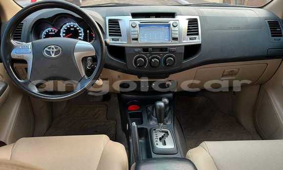 Comprar Usado Toyota Fortuner Branco Carro em Caconda em Huila Comprar Usado Toyota Fortuner Branco Carro em Caconda em Huila