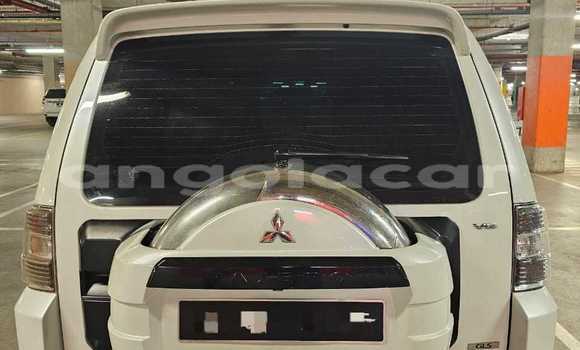 Comprar Usado Mitsubishi Pajero Branco Carro em Caluquembe em Huila Comprar Usado Mitsubishi Pajero Branco Carro em Caluquembe em Huila