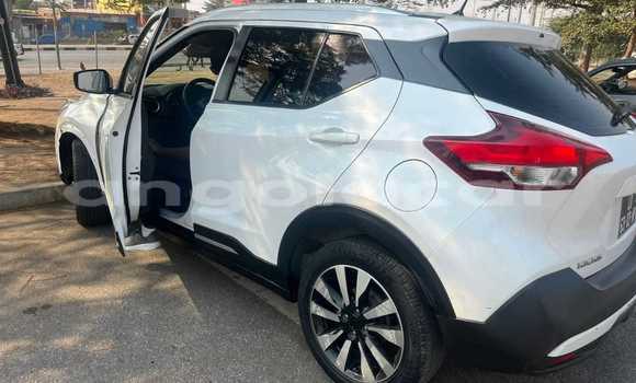 Comprar Usado Nissan Kix Branco Carro em Caala em Huambo Comprar Usado Nissan Kix Branco Carro em Caala em Huambo