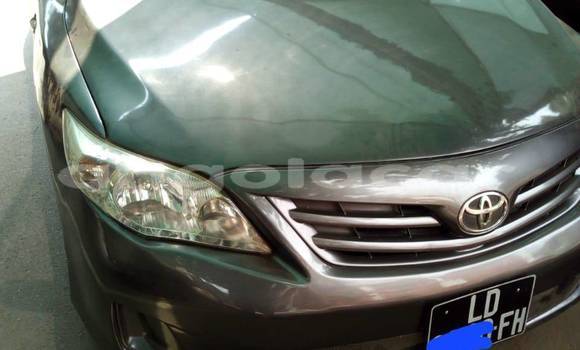 Acheter Occasion Voiture Toyota Corolla Noir à Catabola, Bie Acheter Occasion Voiture Toyota Corolla Noir à Catabola, Bie