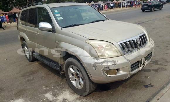 Comprar Usado Toyota Land Cruiser Outro Carro em Camabatela em Uige