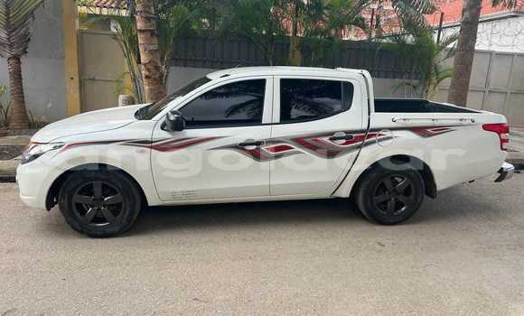 Acheter Occasion Voiture Mitsubishi L200 Blanc à Caconda, Huila