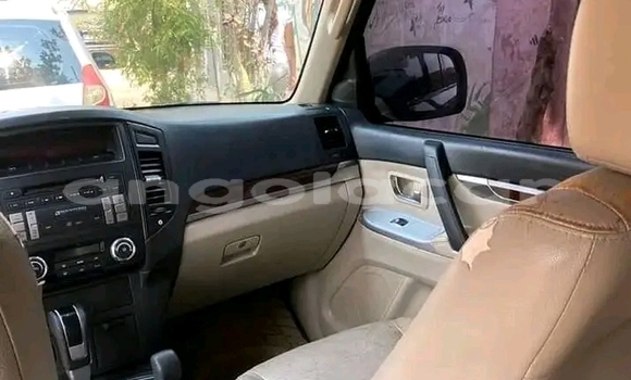 Comprar Usado Mitsubishi Pajero Preto Carro em Catabola em Bie Comprar Usado Mitsubishi Pajero Preto Carro em Catabola em Bie