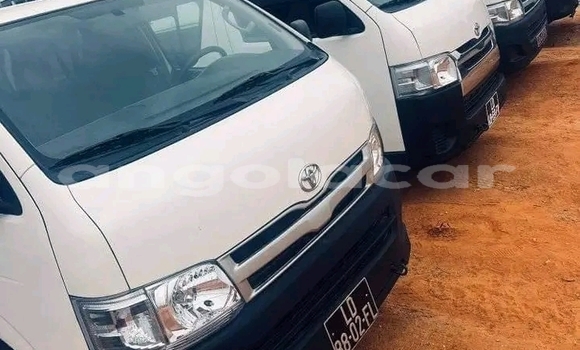 Acheter Occasion Voiture Toyota Hiace Blanc à Luanda, Province de Luanda