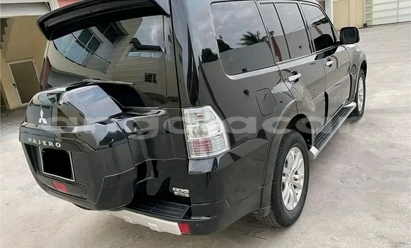 Buy Used Mitsubishi Pajero Black Car in Luanda in Luanda Province Buy Used Mitsubishi Pajero Black Car in Luanda in Luanda Province