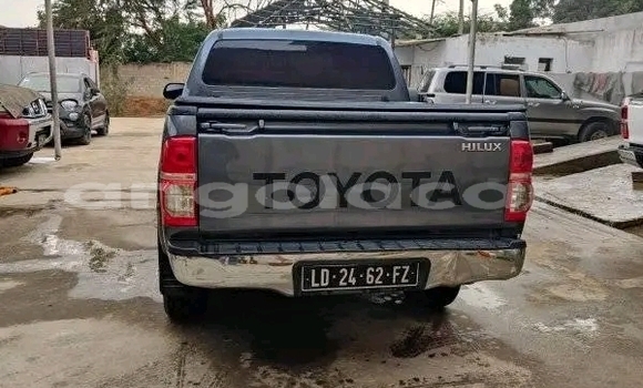 Comprar Usado Toyota Hilux Azul Carro em Leua em Moxico Comprar Usado Toyota Hilux Azul Carro em Leua em Moxico