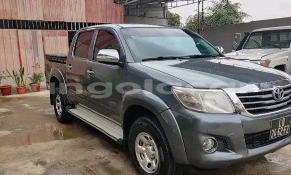 Comprar Usado Toyota Hilux Azul Carro em Leua em Moxico Comprar Usado Toyota Hilux Azul Carro em Leua em Moxico