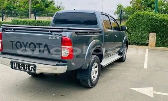 Comprar Usado Toyota Hilux Azul Carro em Leua em Moxico Comprar Usado Toyota Hilux Azul Carro em Leua em Moxico