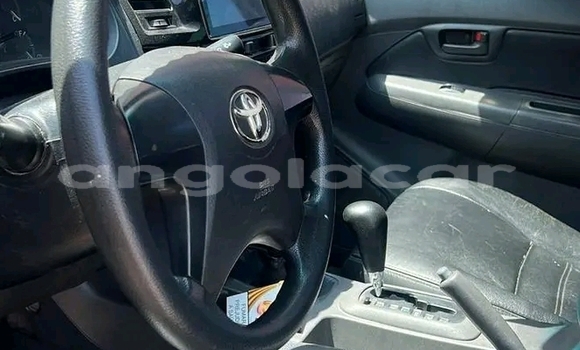 Buy Used Toyota Hilux White Car in Benguela in Benguela Buy Used Toyota Hilux White Car in Benguela in Benguela