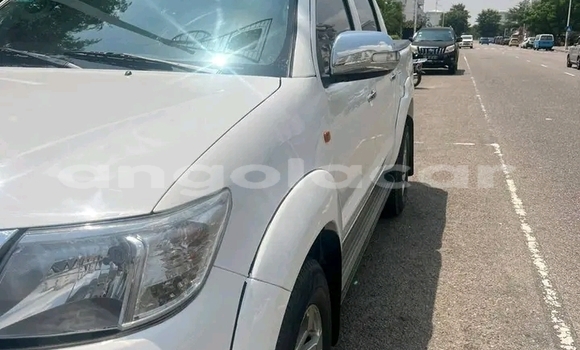 Comprar Usado Toyota Hilux Branco Carro em Luanda em Luanda Province Comprar Usado Toyota Hilux Branco Carro em Luanda em Luanda Province