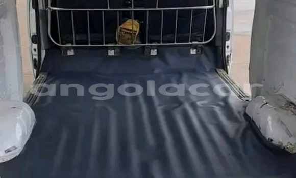 Comprar Usado Chevrolet Cruze Branco Carro em Kuito em Província do Bié Comprar Usado Chevrolet Cruze Branco Carro em Kuito em Província do Bié