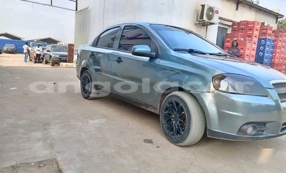 Comprar Usado Chevrolet Aveo Branco Carro em Lobito em Benguela Comprar Usado Chevrolet Aveo Branco Carro em Lobito em Benguela