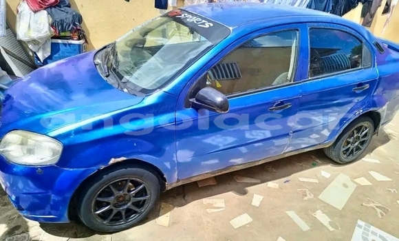 Comprar Usado Chevrolet Aveo Bege Carro em Luau em Moxico Comprar Usado Chevrolet Aveo Bege Carro em Luau em Moxico