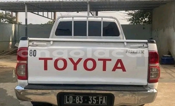 Acheter Occasion Voiture Toyota Hilux Gris à Leua, Moxico Acheter Occasion Voiture Toyota Hilux Gris à Leua, Moxico