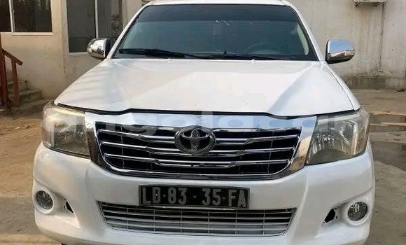 Comprar Usado Toyota Hilux Prata Carro em Leua em Moxico Comprar Usado Toyota Hilux Prata Carro em Leua em Moxico