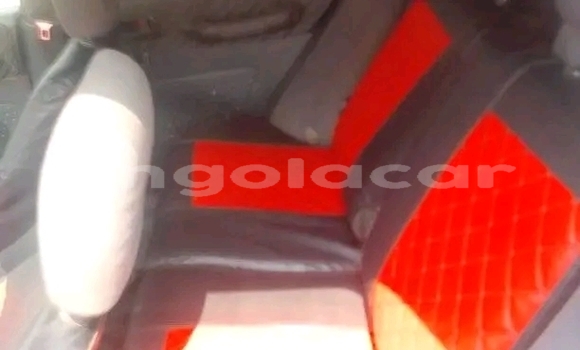 Comprar Usado Toyota RAV4 Preto Carro em Leua em Moxico Comprar Usado Toyota RAV4 Preto Carro em Leua em Moxico