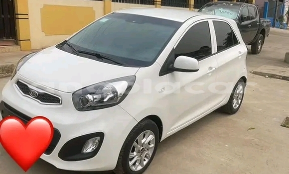 Comprar Usado Kia Morning Branco Carro em Lobito em Benguela Comprar Usado Kia Morning Branco Carro em Lobito em Benguela
